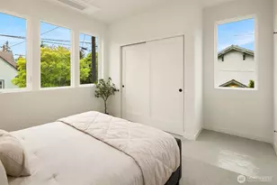 7062 Cleopatra Pl NW, Seattle, WA 98117 - Photo 11