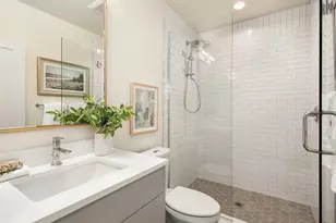 7062 Cleopatra Pl NW, Seattle, WA 98117 - Photo 15