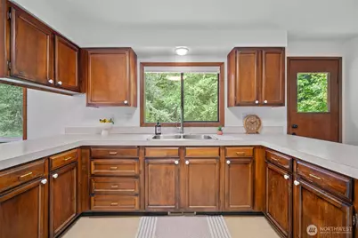 2357 Yew Street Road, Bellingham, WA 98229 - Photo 11