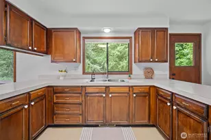2357 Yew Street Rd, Bellingham, WA 98229 - Photo 11