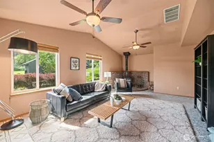 30911 NE 200th St, Duvall, WA 98019 - Photo 13