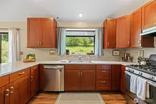 30911 NE 200th St, Duvall, WA 98019 - Photo 9