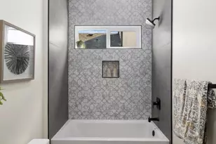 929 N 87th St, Seattle, WA 98103 - Photo 25