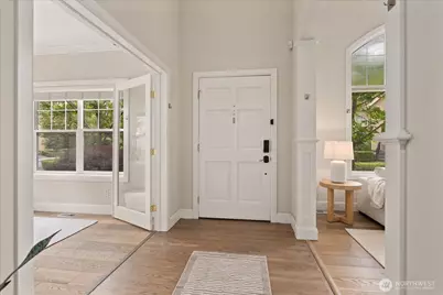 6592 127th Place SE, Bellevue, WA 98006 - Photo 5