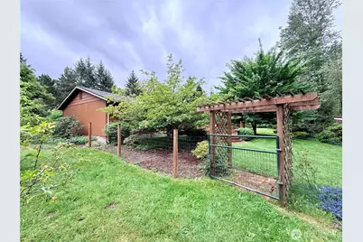 31808 Hinkleman Road S, Roy, WA 98580 - Photo 39