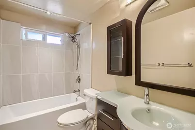 14379 104th Avenue NE, Kirkland, WA 98034 - Photo 13