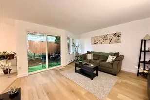 7901 196th St SW, Edmonds, WA 98026 - Photo 7
