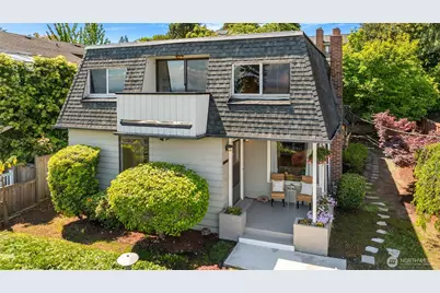 2727 36th Avenue SW, Seattle, WA 98126 - Photo 1