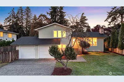 2208 Vashon Ave NE, Renton, WA 98059 - Photo 1