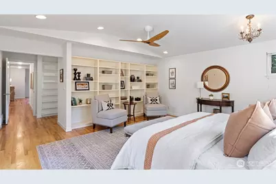 3813 NE 70th Street, Seattle, WA 98115 - Photo 17