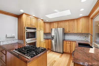 4820 W Tapps Drive E, Lake Tapps, WA 98391 - Photo 9