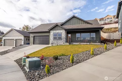 1919 Westhaven, Wenatchee, WA 98801 - Photo 1