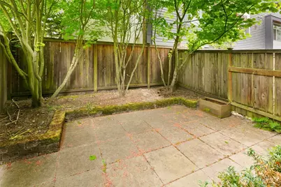 140 21st Avenue E #B, Seattle, WA 98112 - Photo 25