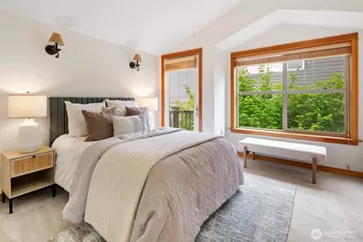 140 21st Avenue E #B, Seattle, WA 98112 - Photo 15