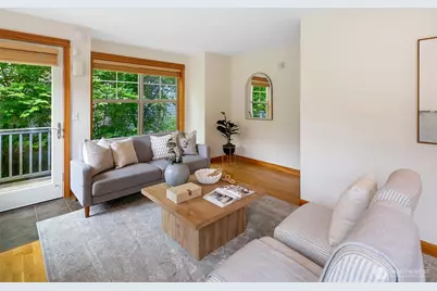 140 21st Avenue E #B, Seattle, WA 98112 - Photo 11