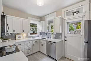 726 20th Ave E, Seattle, WA 98112 - Photo 17