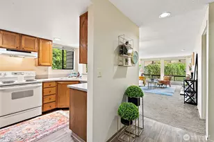 15123 Sunwood Blvd, Tukwila, WA 98188 - Photo 3
