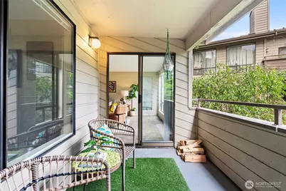 15123 Sunwood Boulevard #GG21, Tukwila, WA 98188 - Photo 11