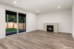 13918 208th Ave E, Bonney Lake, WA 98391 - Photo 11