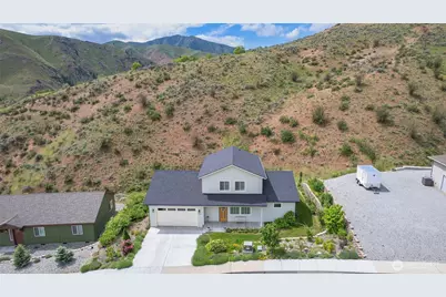 9975 Saska Way, Entiat, WA 98822 - Photo 3