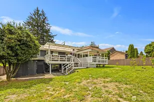 826 S 200th St, Des Moines, WA 98198 - Photo 37