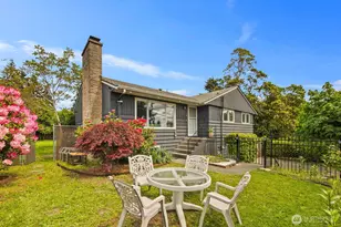 826 S 200th St, Des Moines, WA 98198 - Photo 1