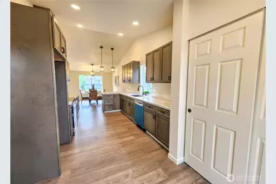 3709 232nd Street Ct E, Spanaway, WA 98387 - Photo 11