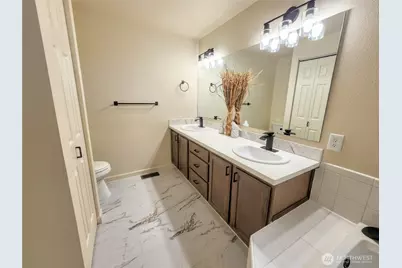 3709 232nd Street Ct E, Spanaway, WA 98387 - Photo 17