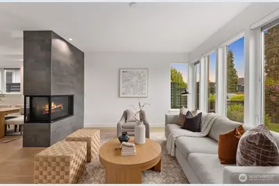 6233 Carleton Avenue S, Seattle, WA 98108 - Photo 3