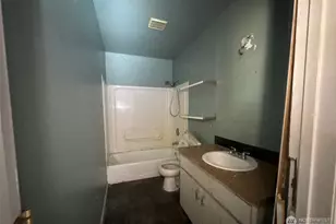 1115 S 18th St, Tacoma, WA 98405 - Photo 9