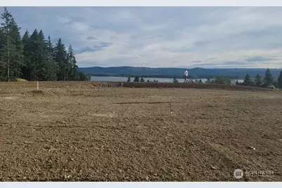 261 Landen Drive, Kalama, WA 98625 - Photo 1