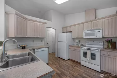 240 E Aycliffe Drive, Shelton, WA 98584 - Photo 5