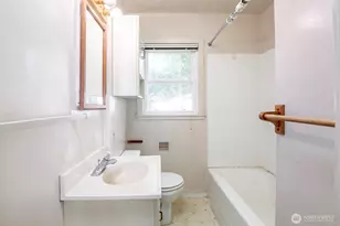 828 S Hawthorne St, Tacoma, WA 98465 - Photo 11