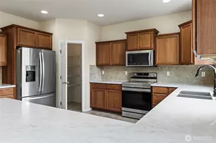 15233 100th Ave SE, Yelm, WA 98597 - Photo 3