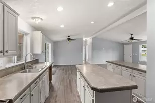18933 SW Prairie St, Rochester, WA 98579 - Photo 11