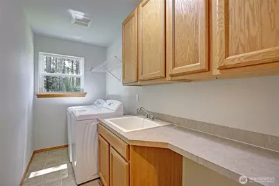 611 SW Camano Drive, Camano Island, WA 98282 - Photo 25