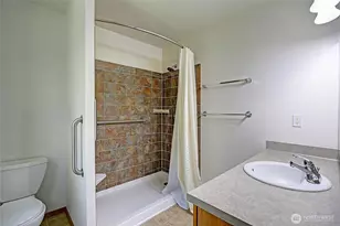 611 SW Camano Dr, Camano Island, WA 98282 - Photo 21