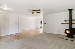 322 Country Estates Dr W, Rainier, WA 98576 - Photo 9