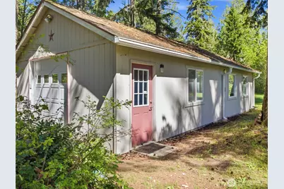322 Country Estates Drive W, Rainier, WA 98576 - Photo 25