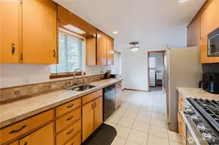 6850 E Grandview St, Tacoma, WA 98404 - Photo 11