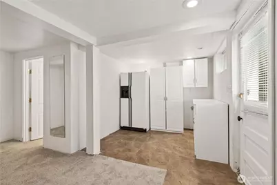 3015 W Emerson Street, Seattle, WA 98199 - Photo 31