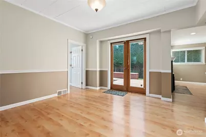 3015 W Emerson Street, Seattle, WA 98199 - Photo 11