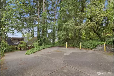 500 W Lake Sammamish Parkway NE, Bellevue, WA 98008 - Photo 21