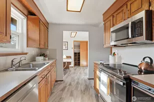14804 12th Ave SW, Burien, WA 98166 - Photo 9