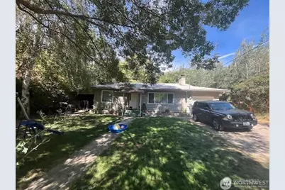 1822 S Wenatchee Avenue, Wenatchee, WA 98801 - Photo 1