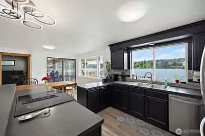 33915 Tanwax Court E, Eatonville, WA 98328 - Photo 9