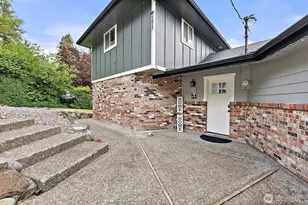 33915 Tanwax Ct E, Eatonville, WA 98328 - Photo 5