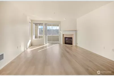 2244 132nd Avenue SE #B112, Bellevue, WA 98005 - Photo 3