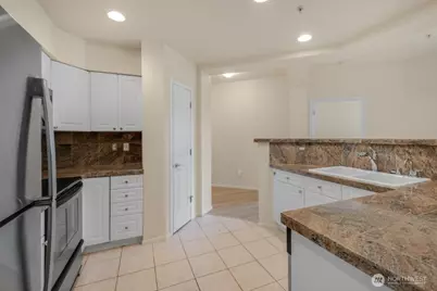 2244 132nd Avenue SE #B112, Bellevue, WA 98005 - Photo 11