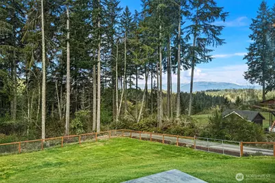 10128 Merlins Lane NW, Bremerton, WA 98312 - Photo 3